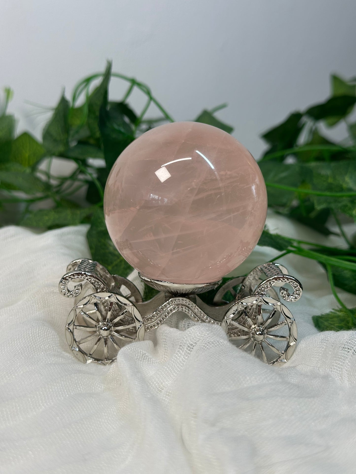 Silver Carriage Sphere Stand