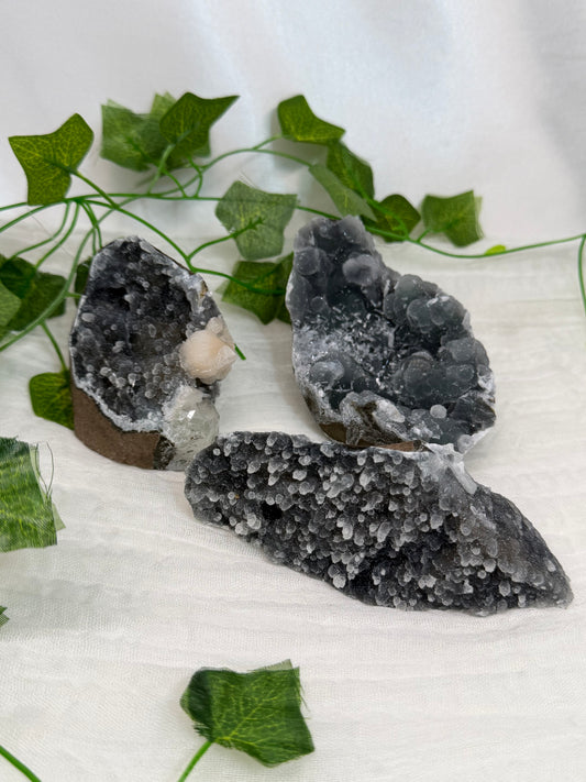 Apophyllite & Stilbite on Black Chalcedony Cutbases