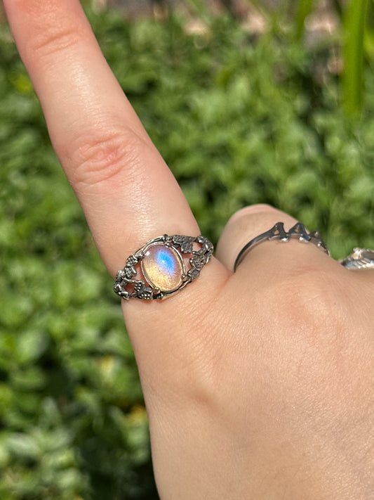 Labradorite Adjustable Flower Ring (925 Sterling silver)