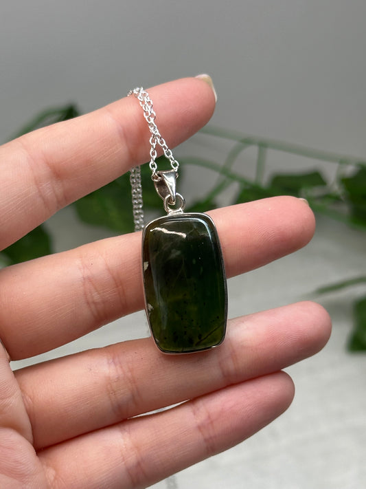 Chrome Chalcedony Pendant (925 Sterling Silver)