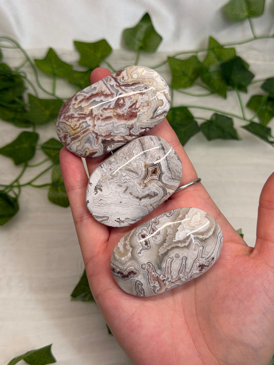 Crazy Lace Agate Palmstone