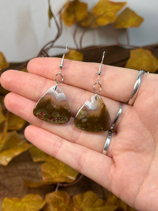 Scenic Moss Agate Triangle Earrings (925 Sterling Silver)