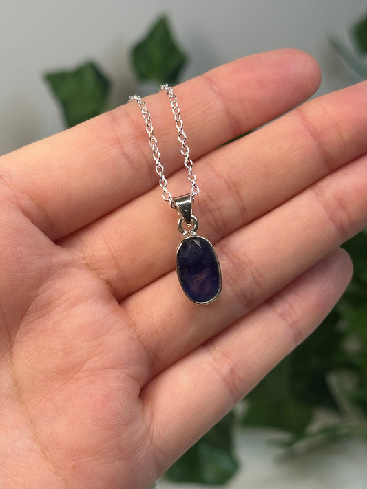 Sapphire Pendant (925 Sterling Silver)
