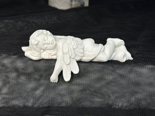 Laying Cherub Shelf Ornament (hanging arm)