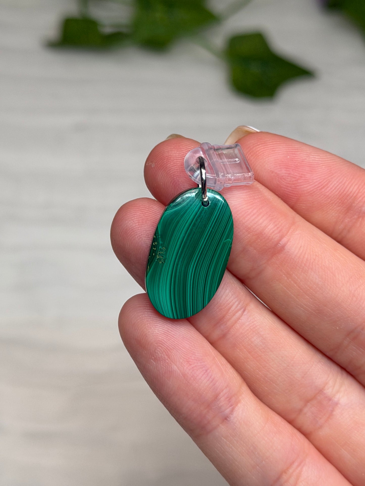 Malachite Oval Phone / Kindle Charms (USB-C)