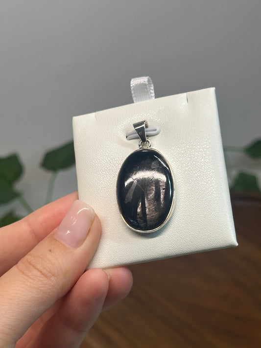 Hypersthene Pendant (925 Sterling Silver)