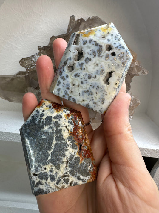 Marcasite in Agate Towers