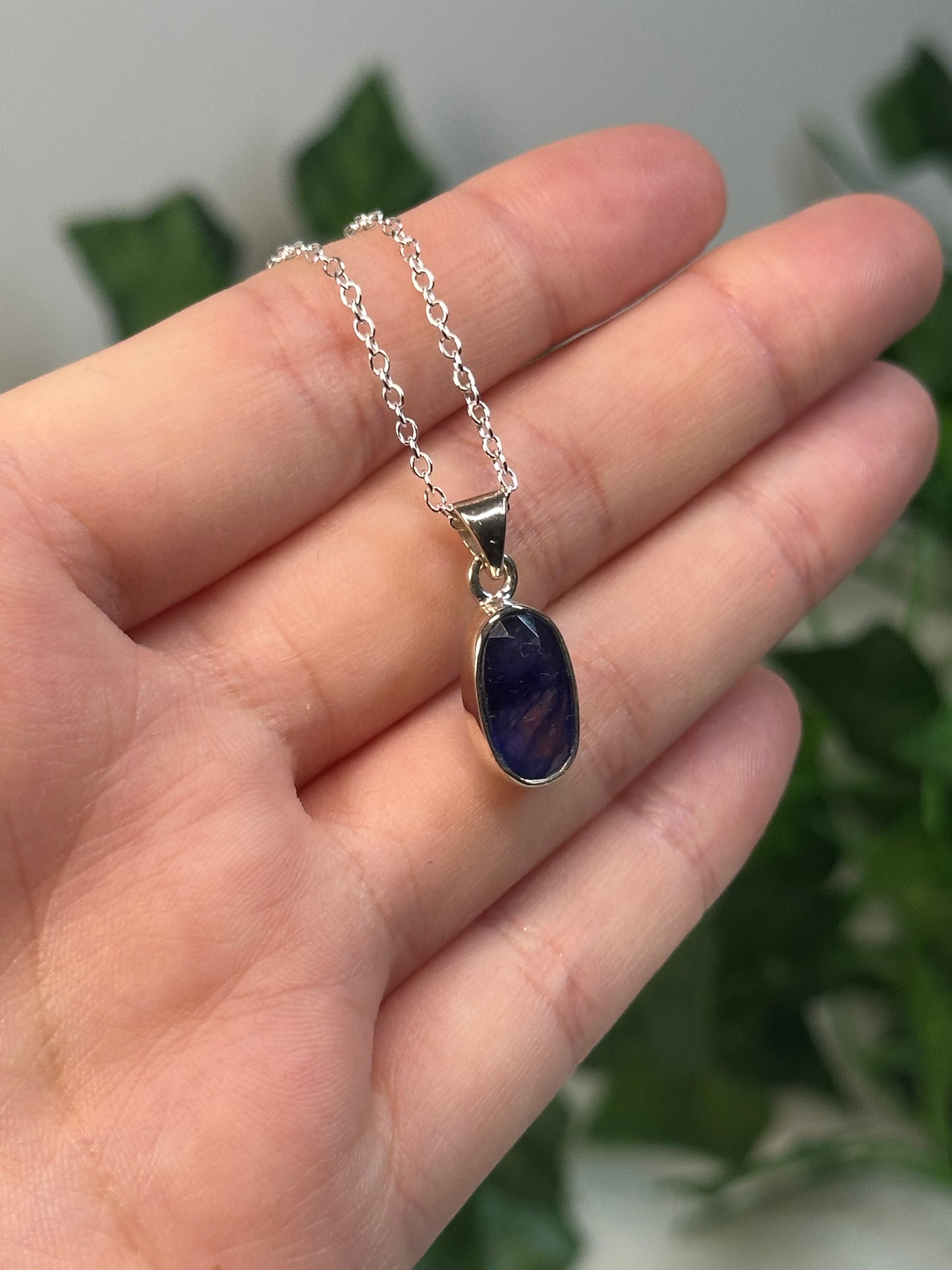 Sapphire Pendant (925 Sterling Silver)