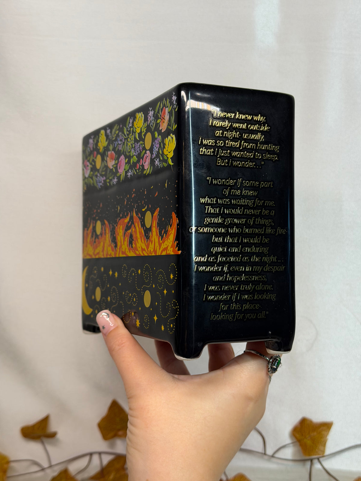 ACOTAR Painter Dresser Vase