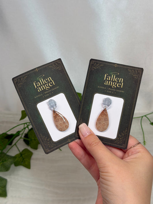 Fossilised Coral USB-C Phone/Kindle Charm
