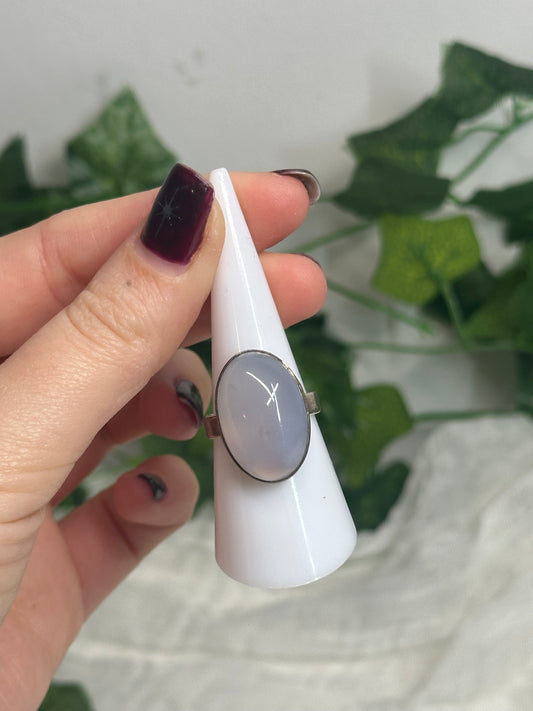 Oval Chalcedony Ring Size O (925 Sterling Silver)