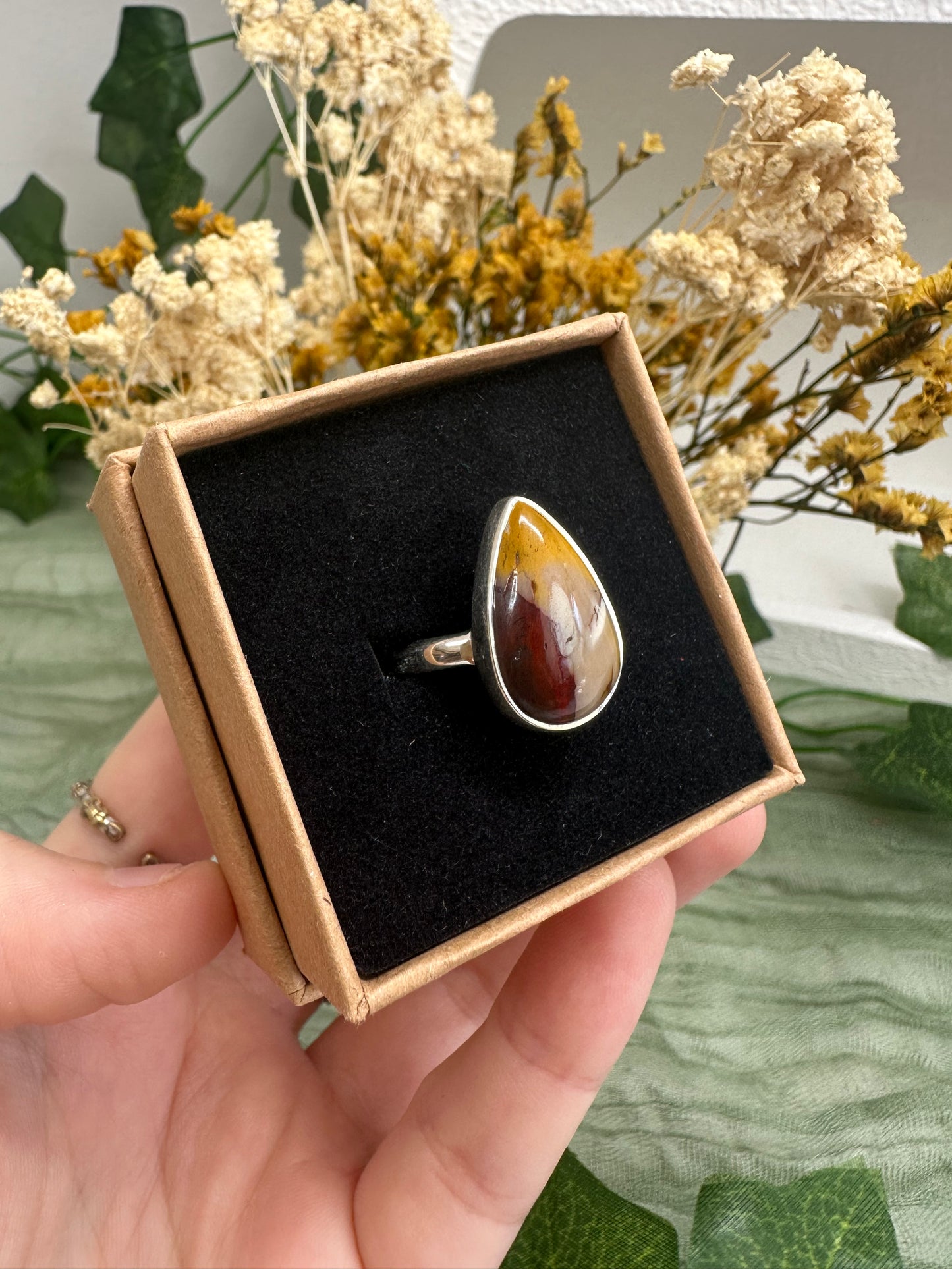 Mookaite Ring Size O (925 Sterling Silver)