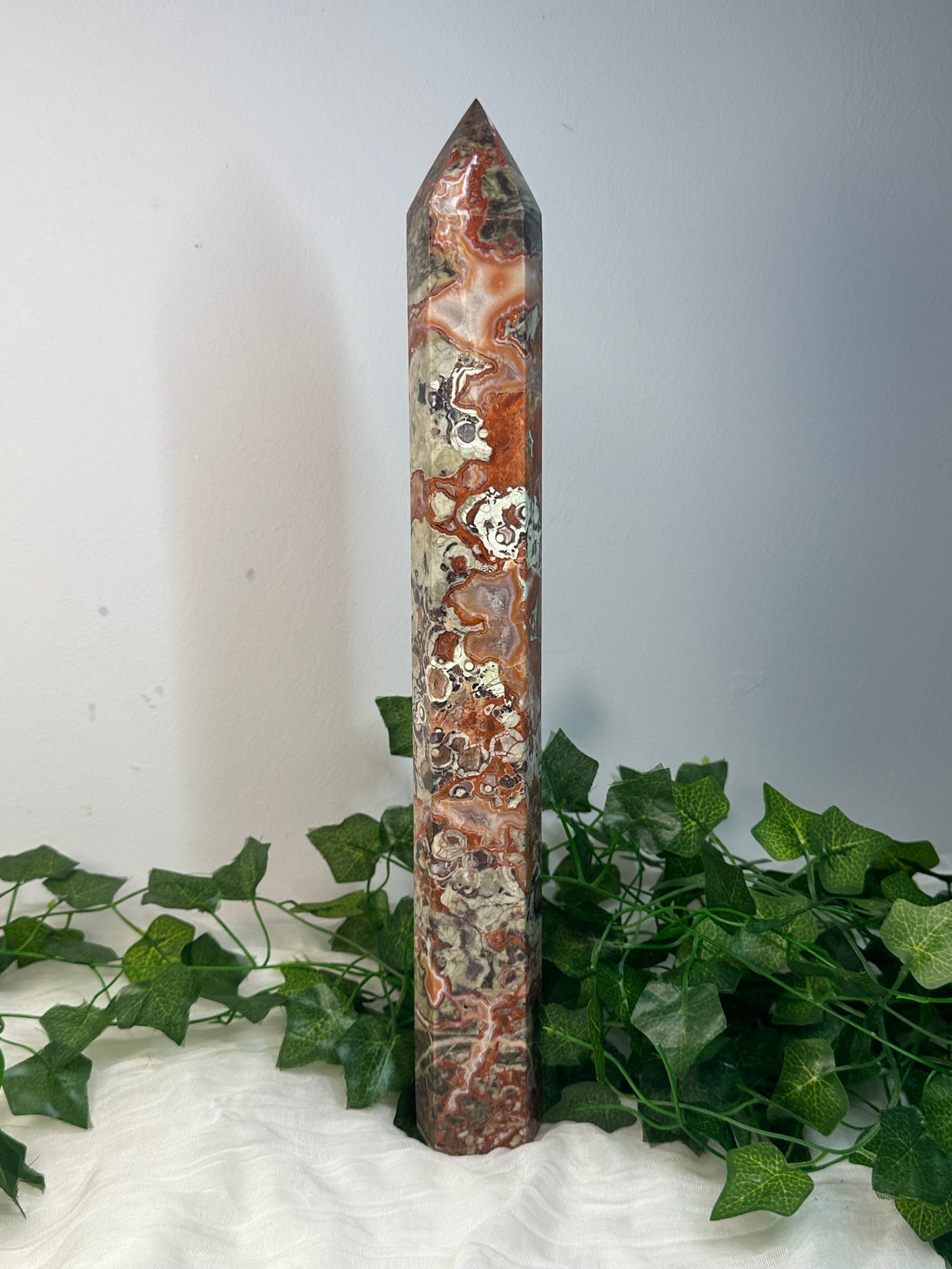39cm Red Money Agate Tower