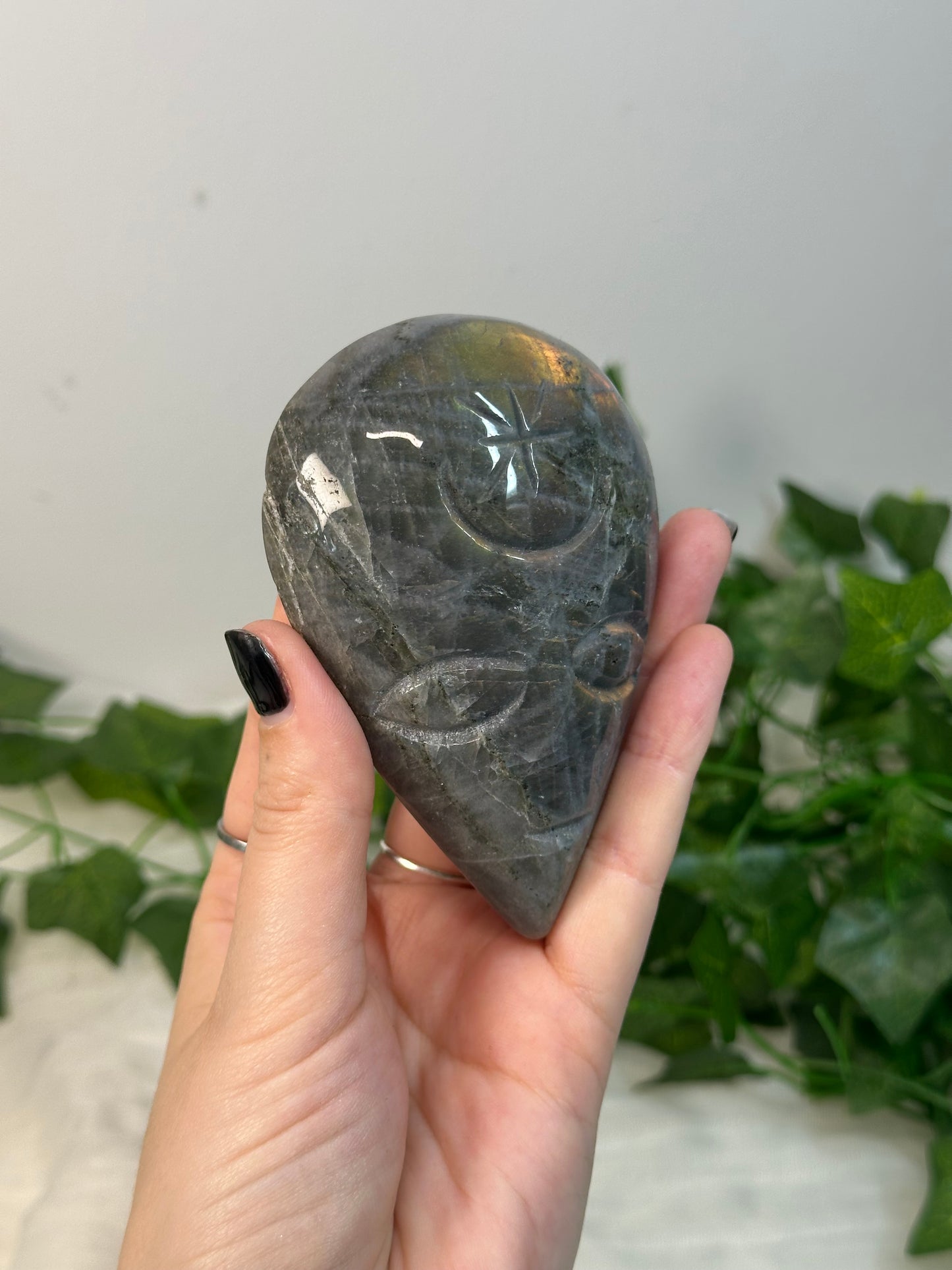 Labradorite Alien Head