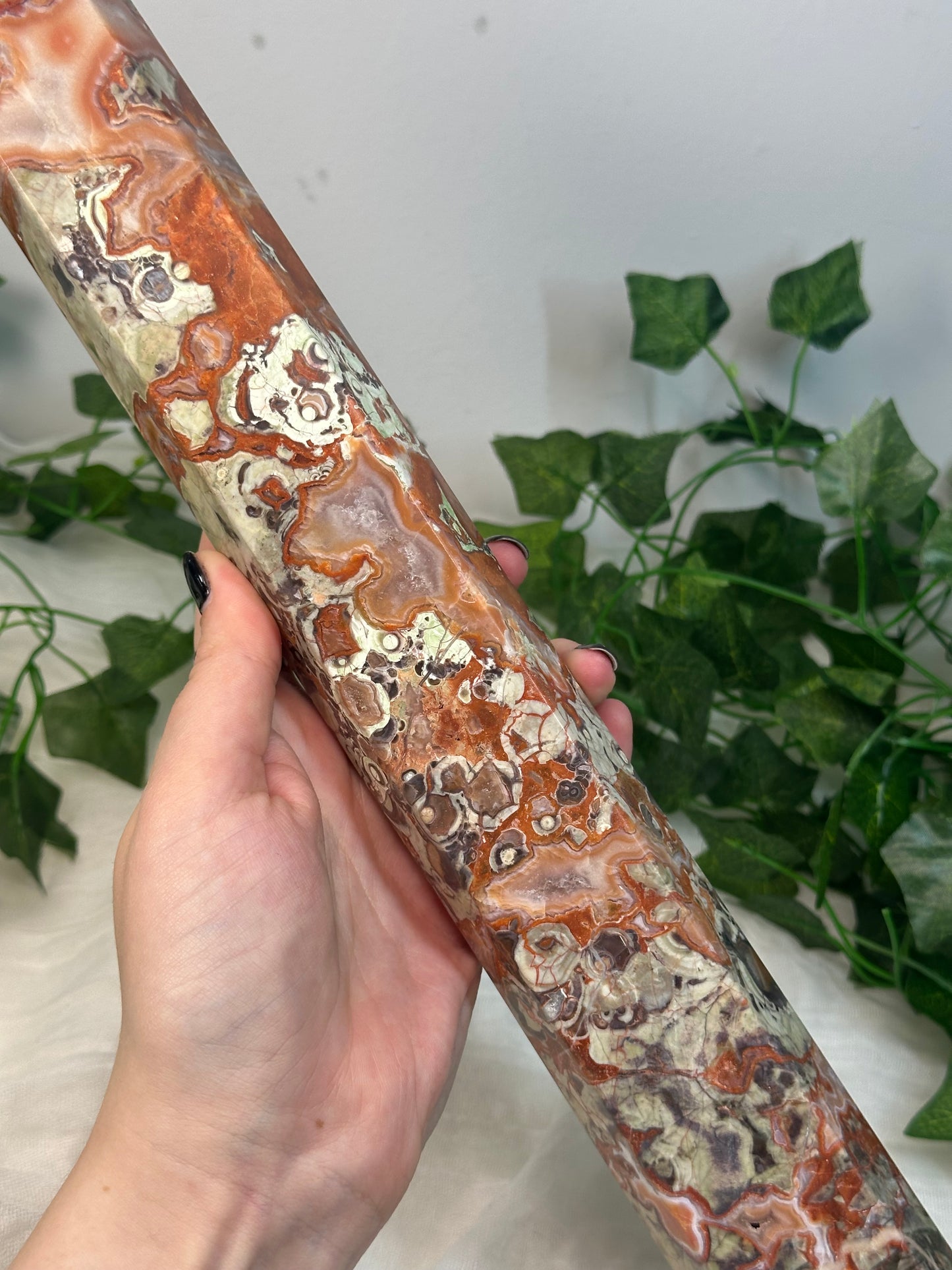 39cm Red Money Agate Tower