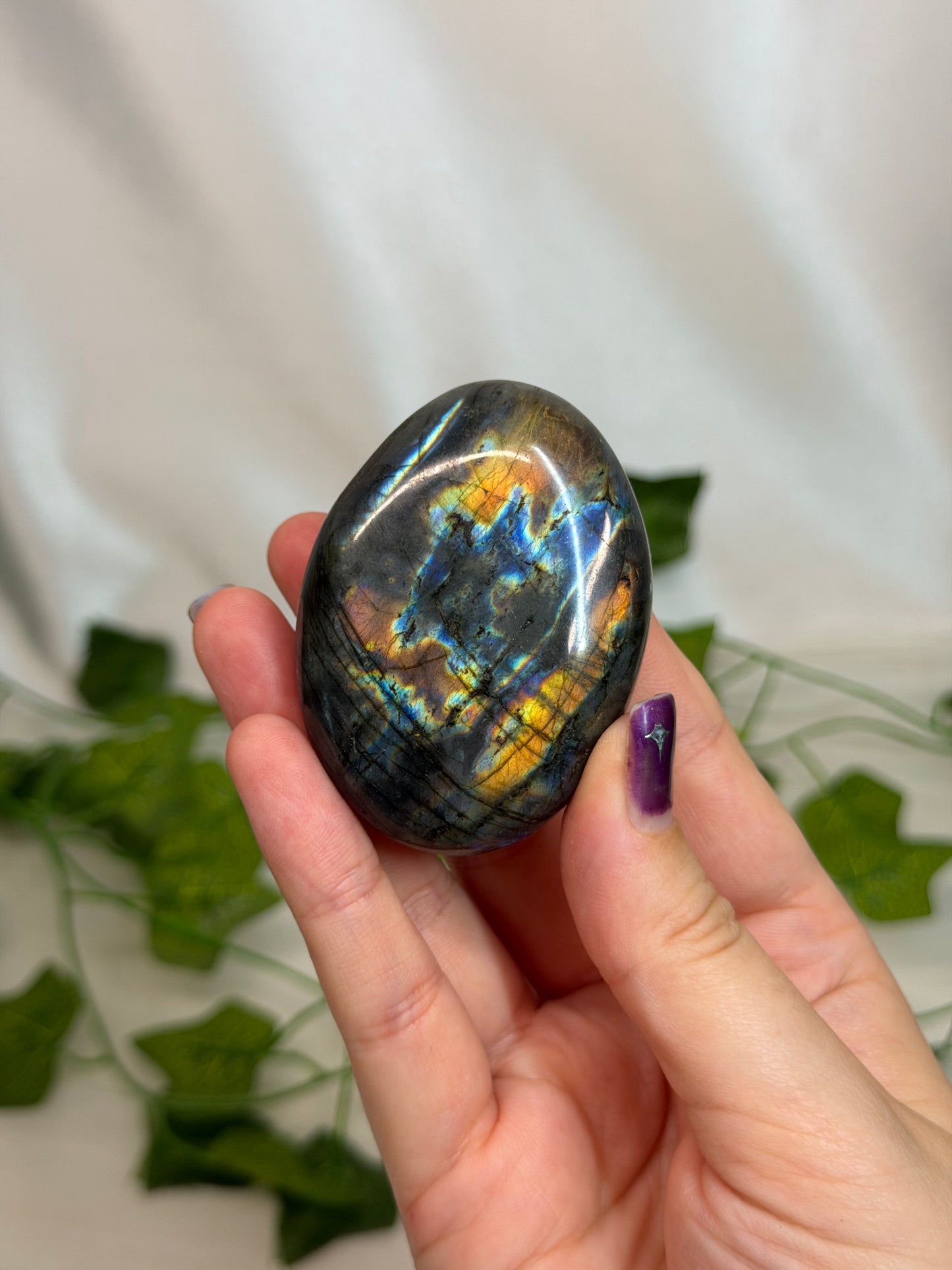 Labradorite Palmstone