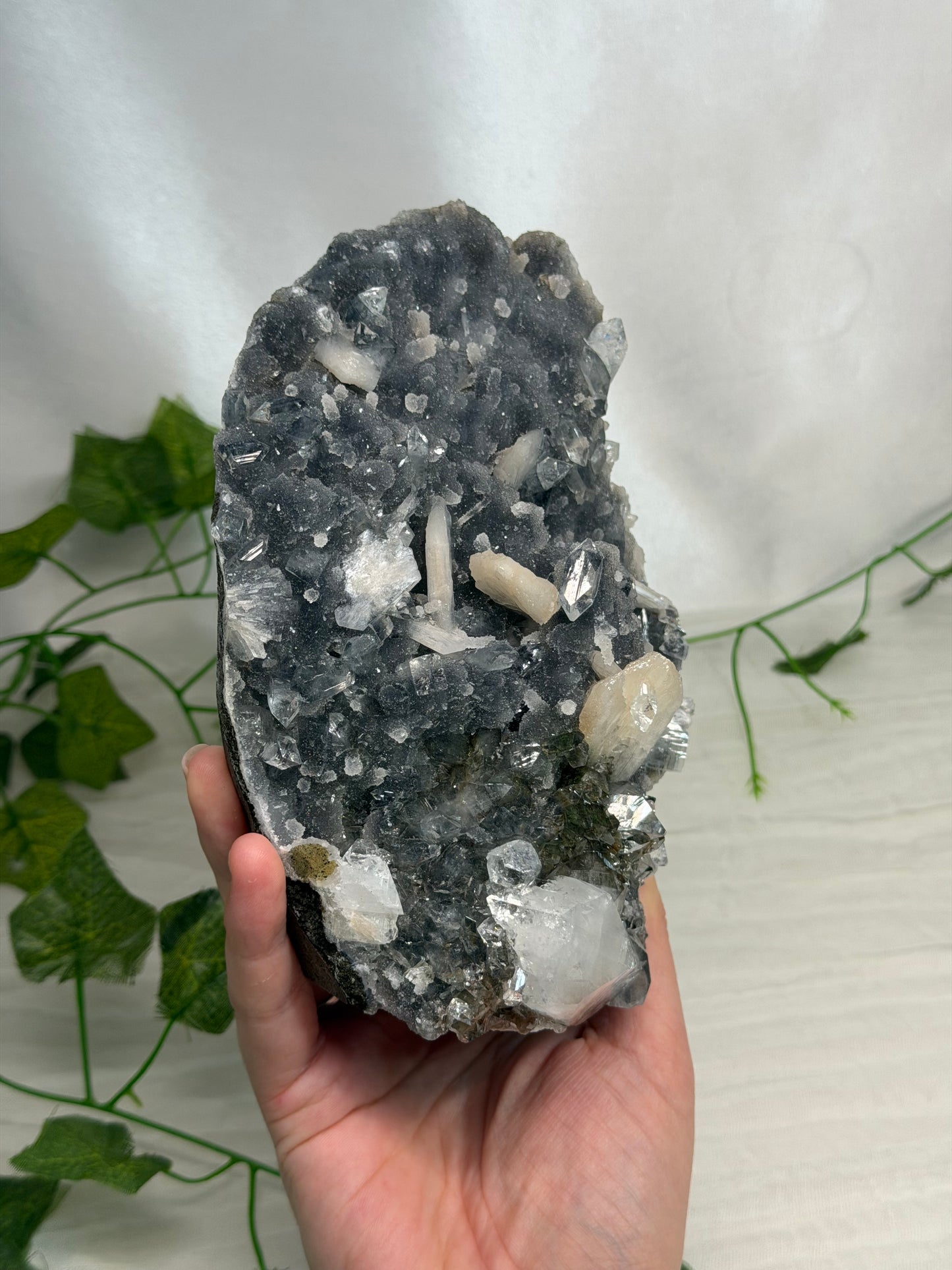 Apophyllite & Stilbite on Black Chalcedony Cutbase