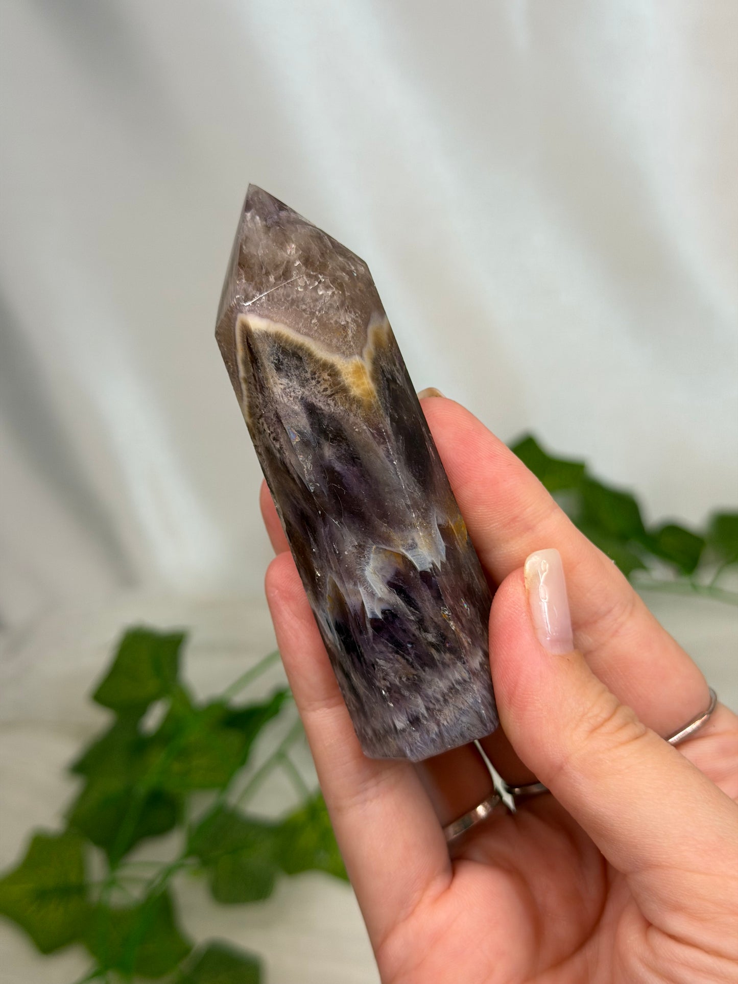 Dream Amethyst w Powellite Towers