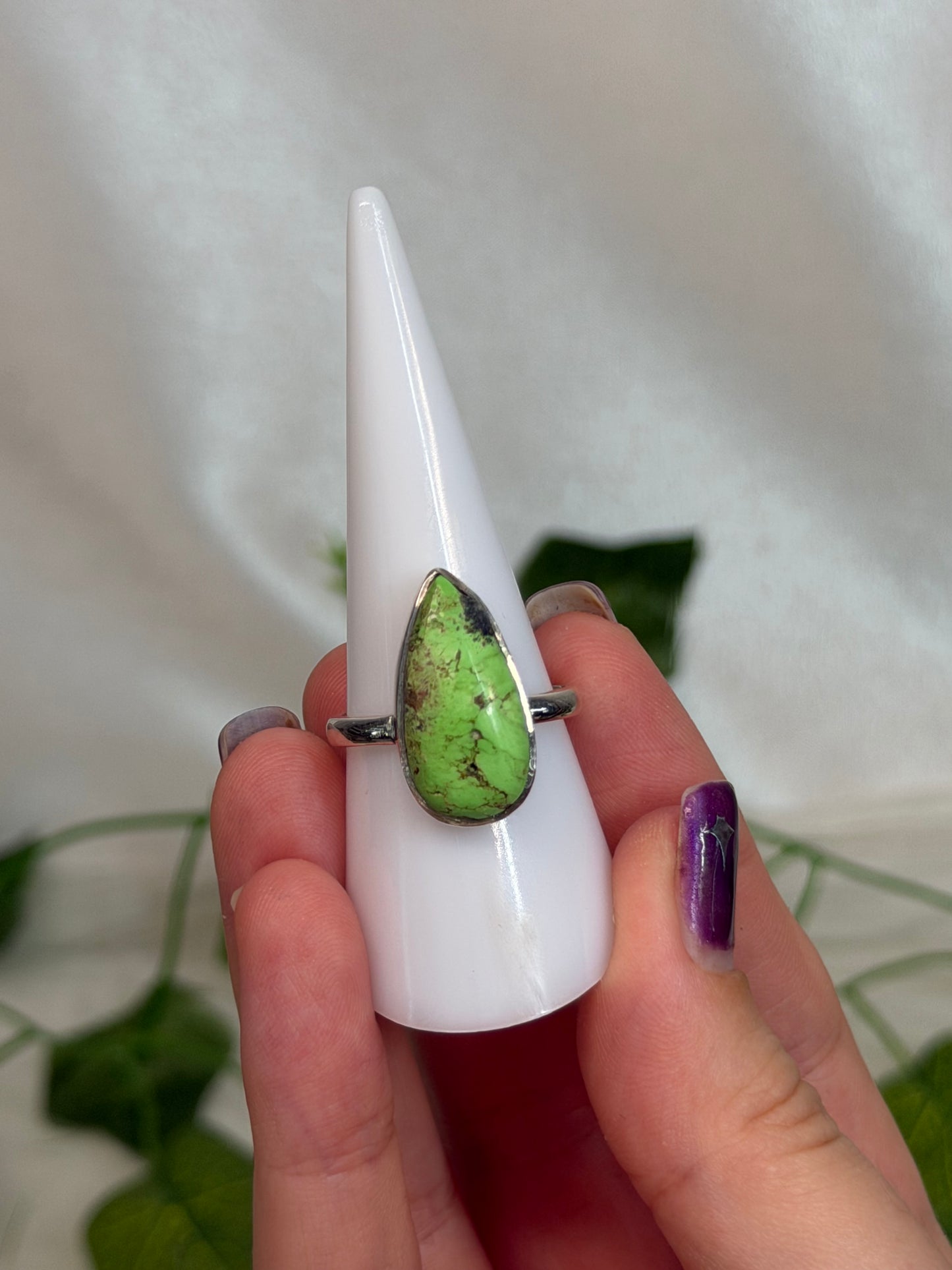 Gaspeite Ring Size S (925 Sterling Silver)