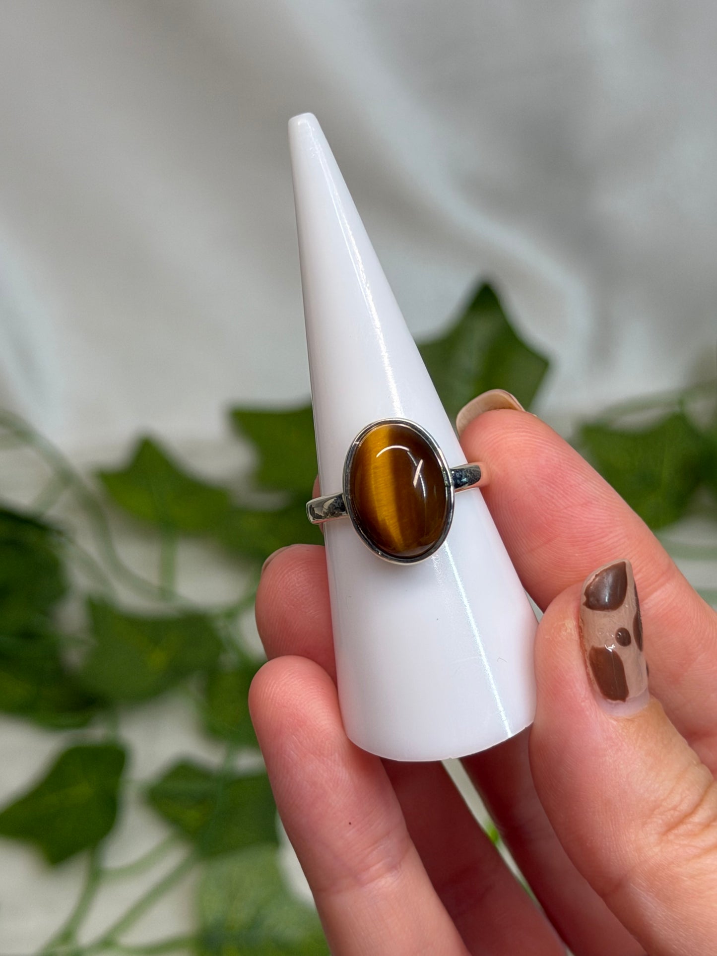 Tiger Eye Oval Ring Size O (925 Sterling Silver)