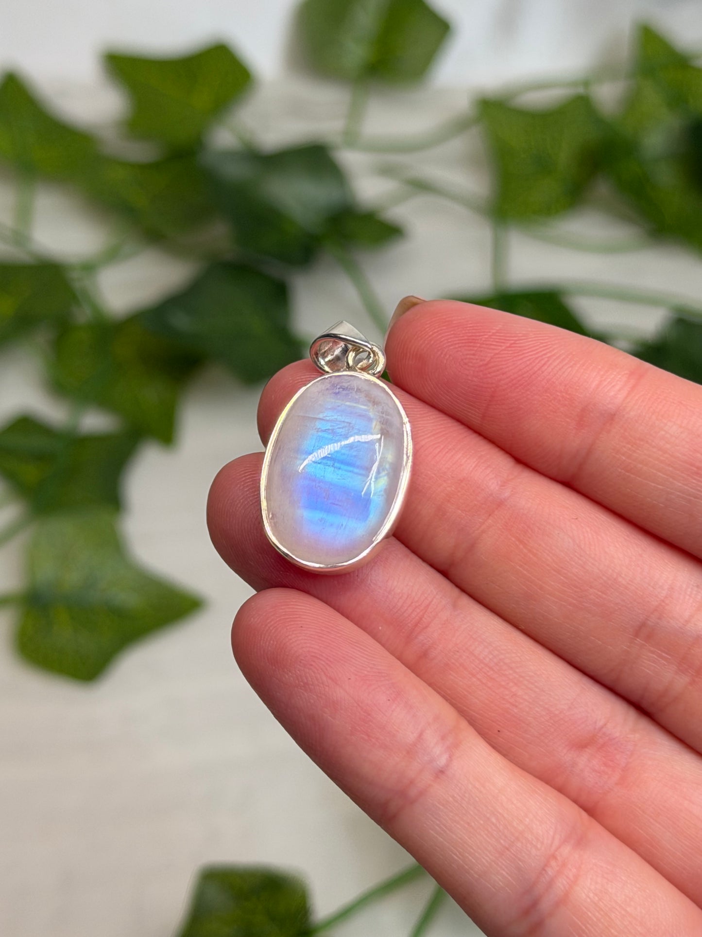 Oval Moonstone Pendant (925 Sterling Silver)