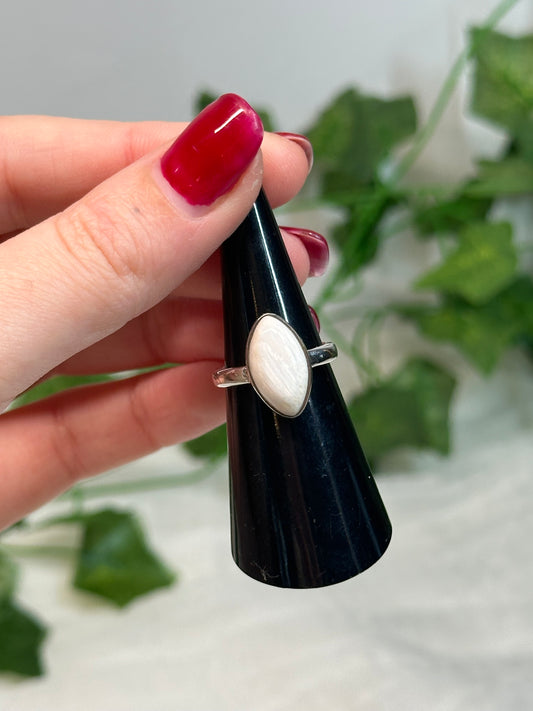 Scolecite Ring Size K (925 Sterling Silver)