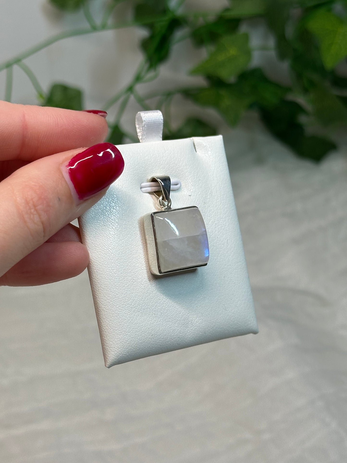 Moonstone Pendant (925 Sterling Silver)