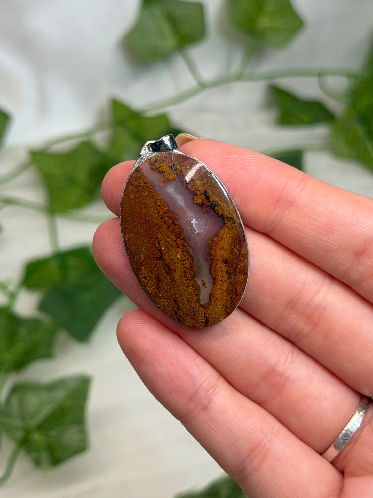 Oval Scenic Moss Agate Pendant