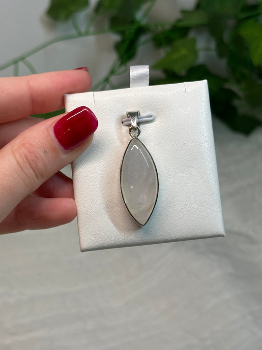 Moonstone Pendant (925 Sterling Silver)