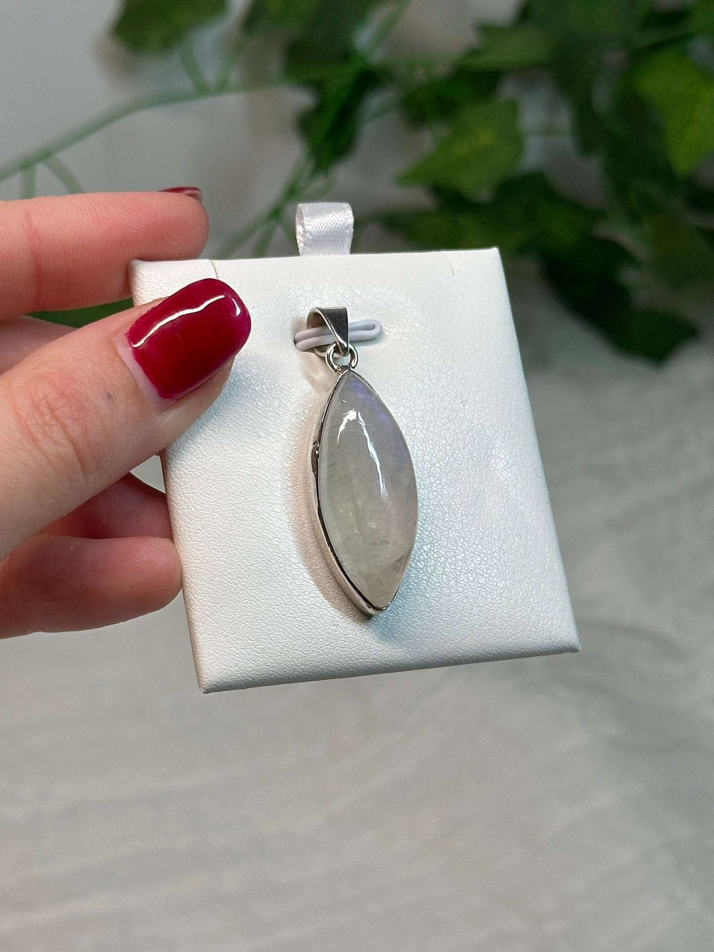 Moonstone Pendant (925 Sterling Silver)