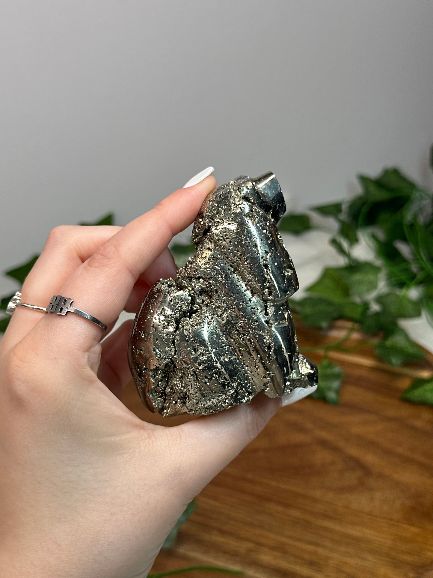 Sitting Peruvian Pyrite Dog