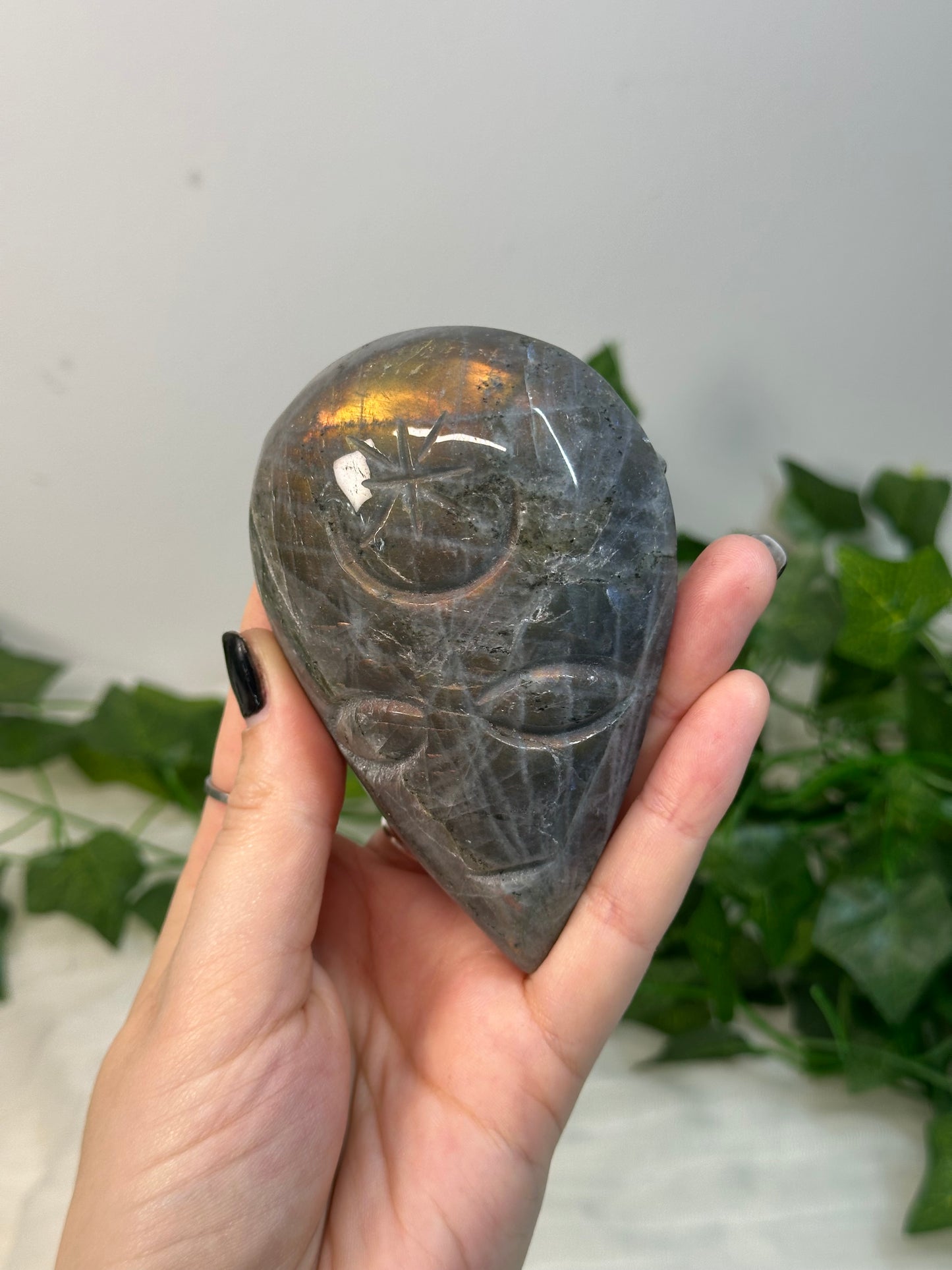 Labradorite Alien Head