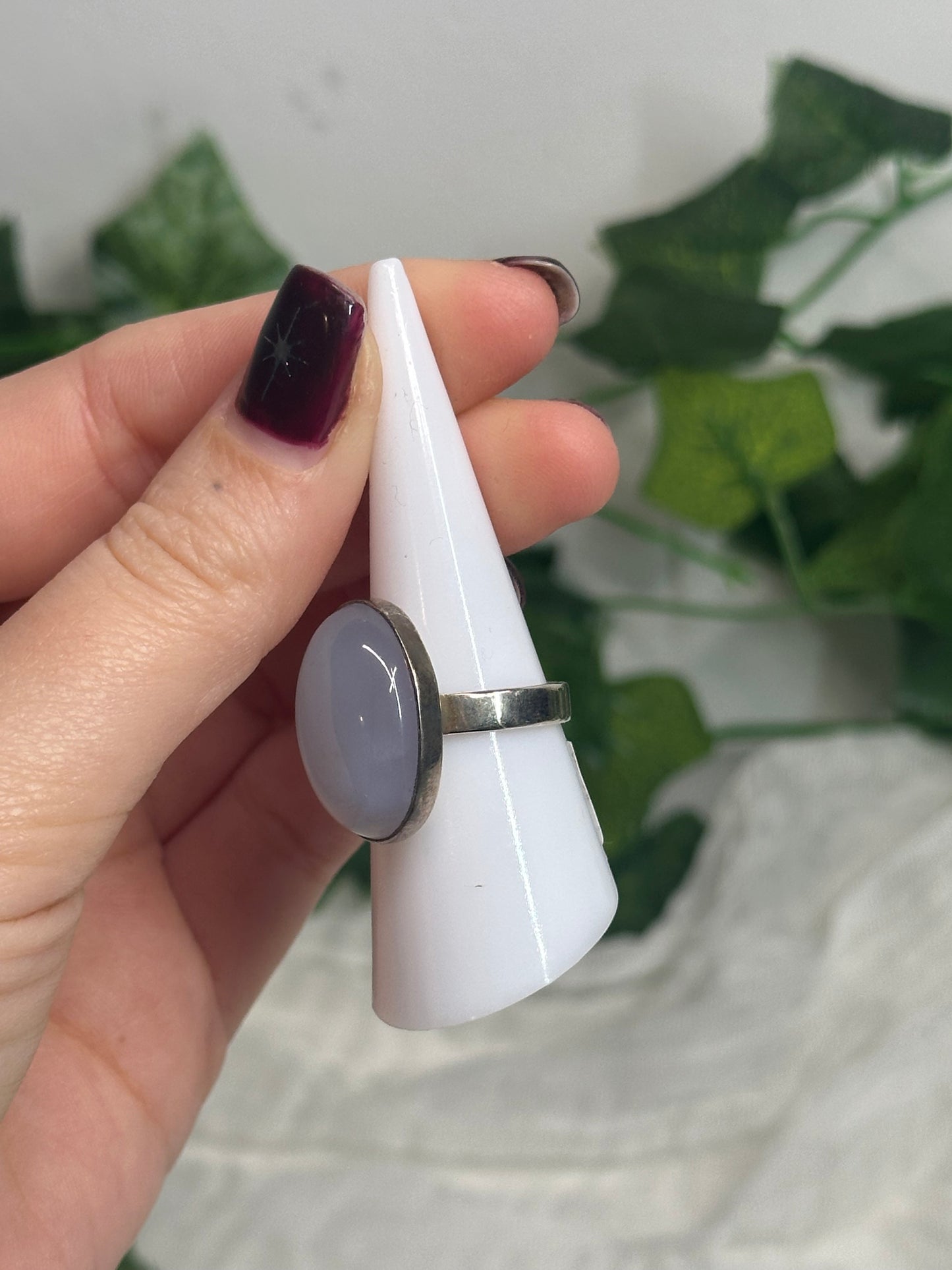 Oval Chalcedony Ring Size O (925 Sterling Silver)