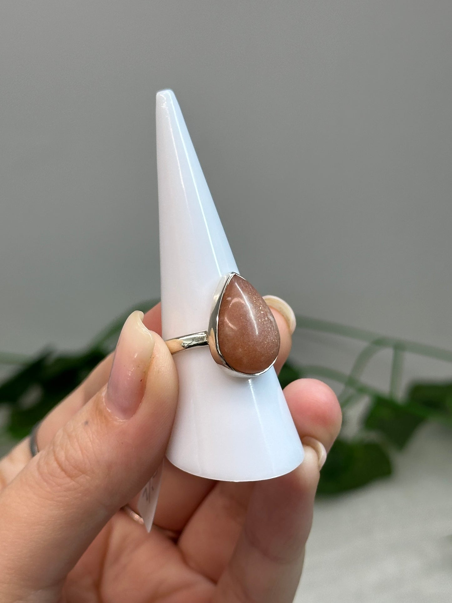 Peach Moonstone x Sunstone Ring Size Q1/2 (925 Sterling Silver)