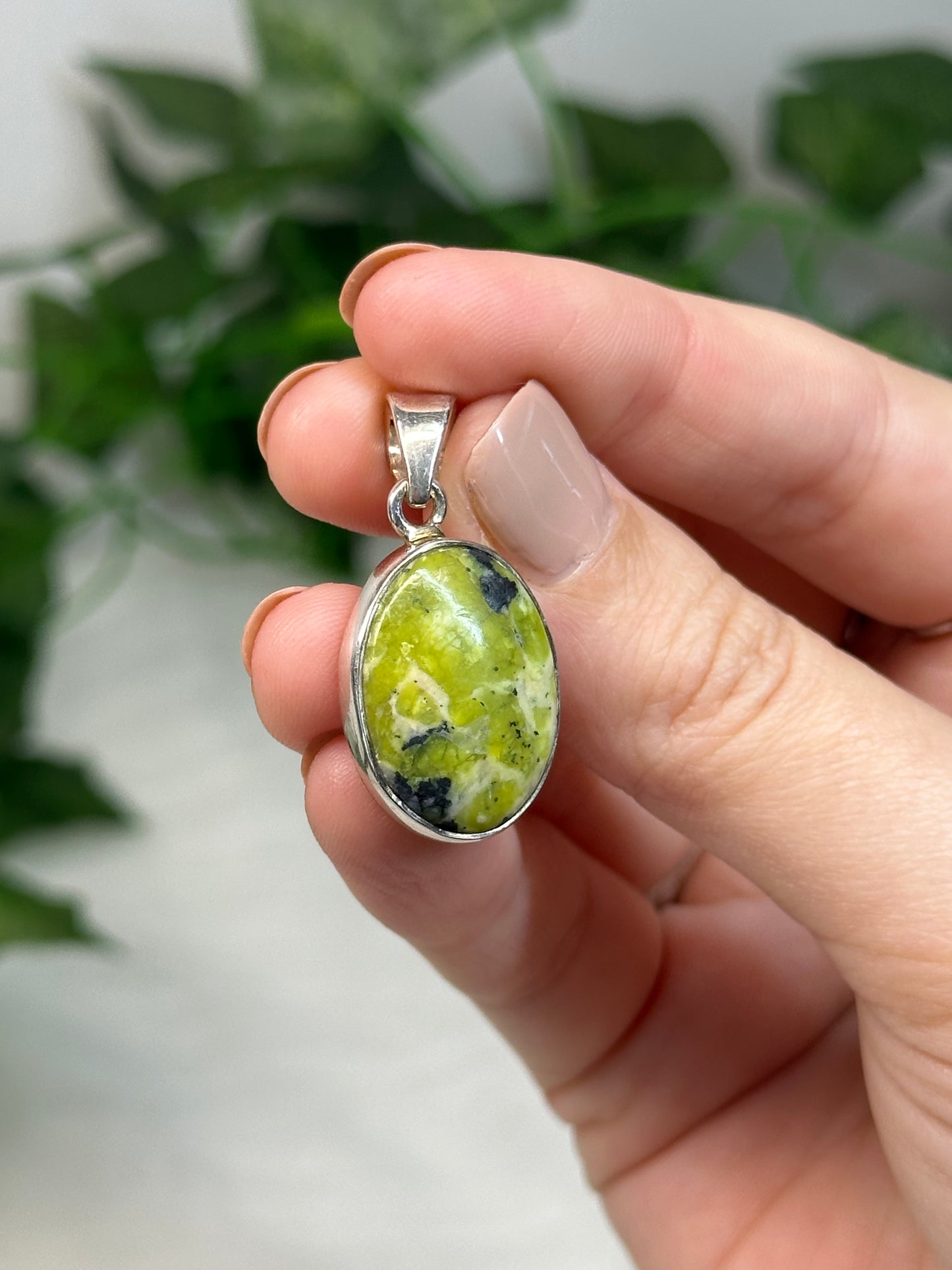 Lizardite Pendant (925 Sterling Silver)