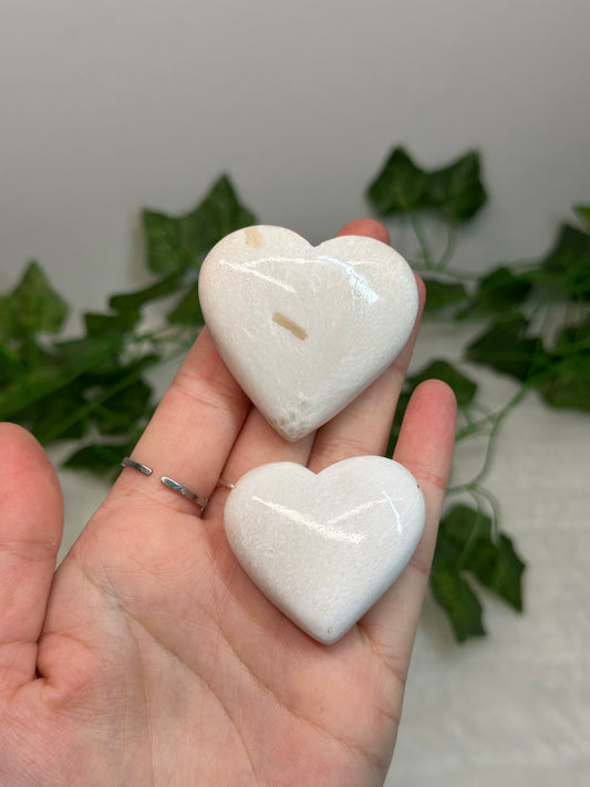 Scolecite Hearts
