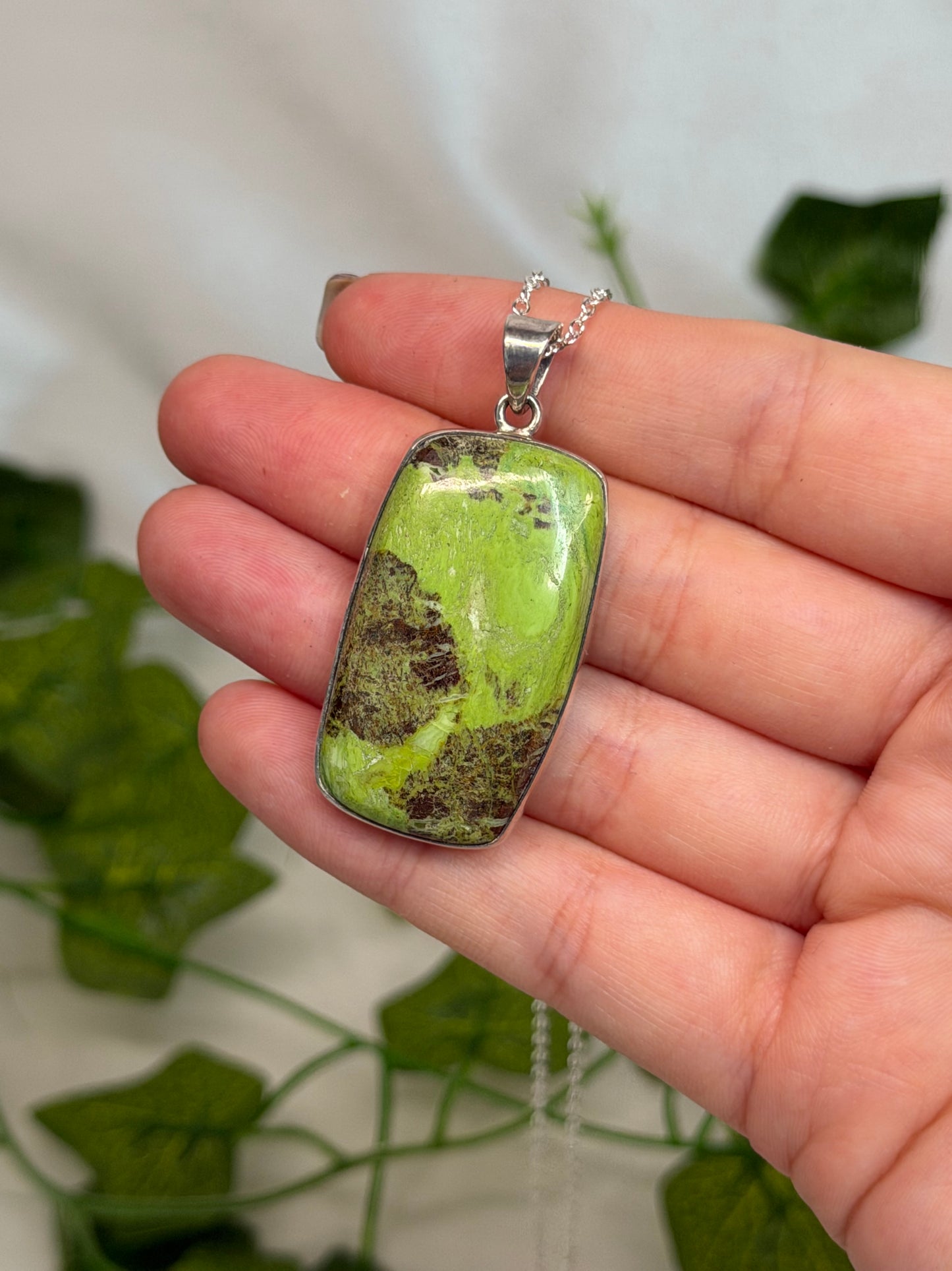Gaspeite Pendant (925 Sterling Silver)