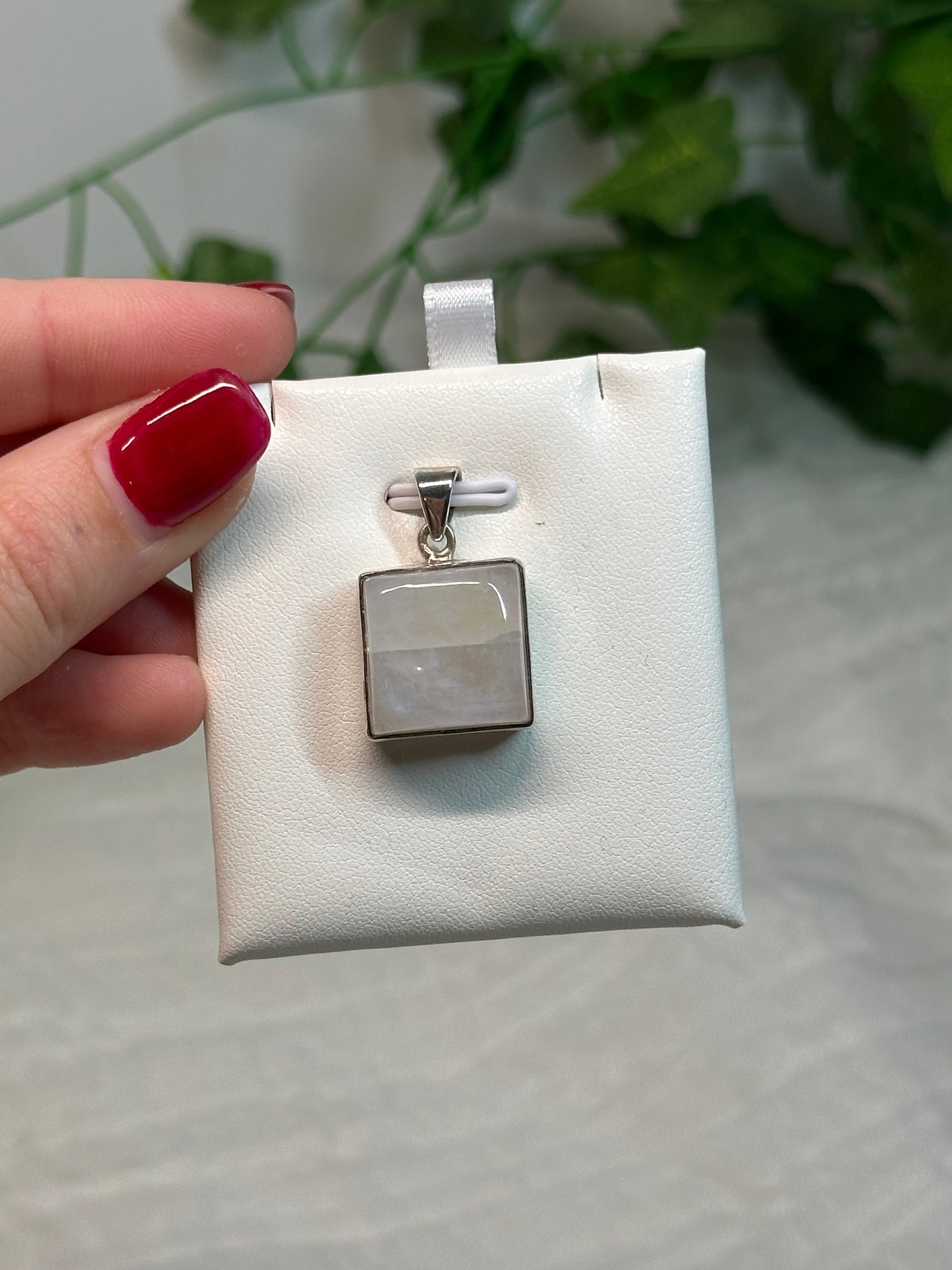 Moonstone Pendant (925 Sterling Silver)