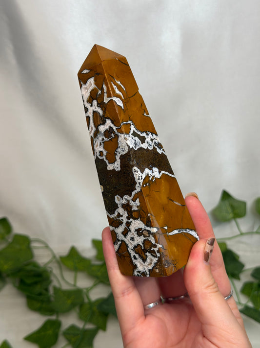 Brecciated Jasper Tower