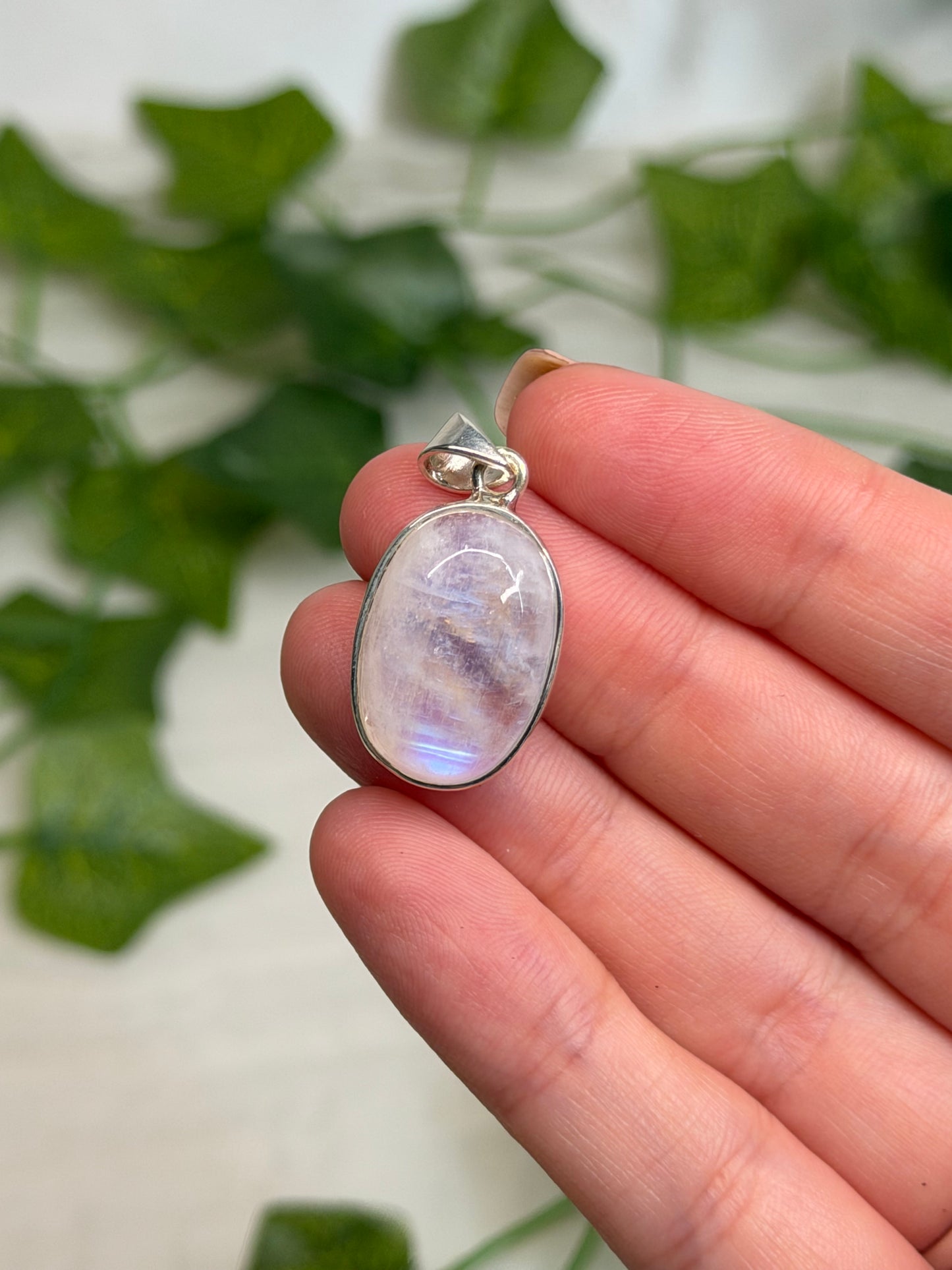 Oval Moonstone Pendant (925 Sterling Silver)