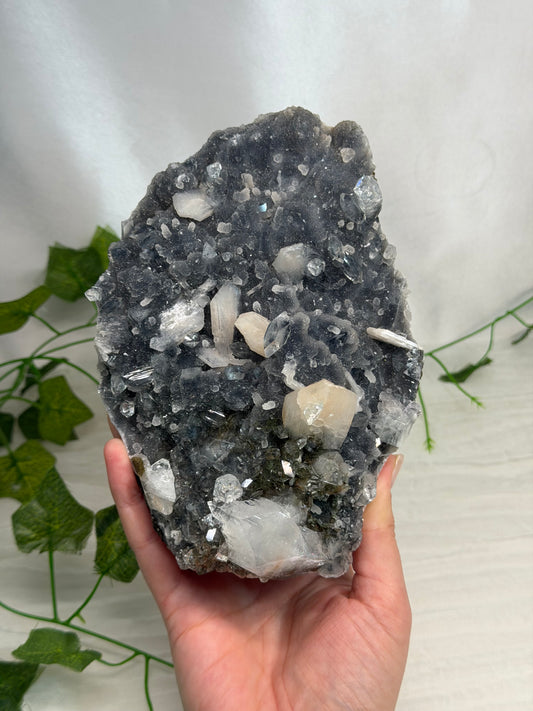 Apophyllite & Stilbite on Black Chalcedony Cutbase