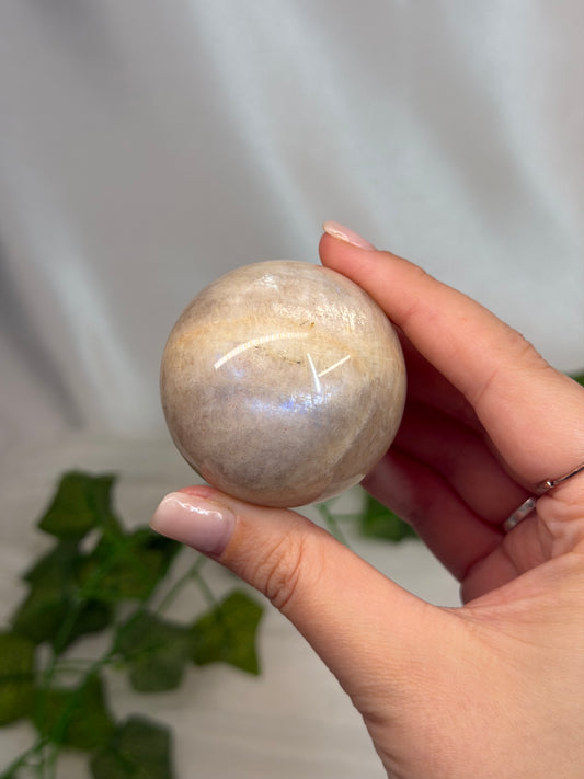 4.8cm Moonstone Sphere